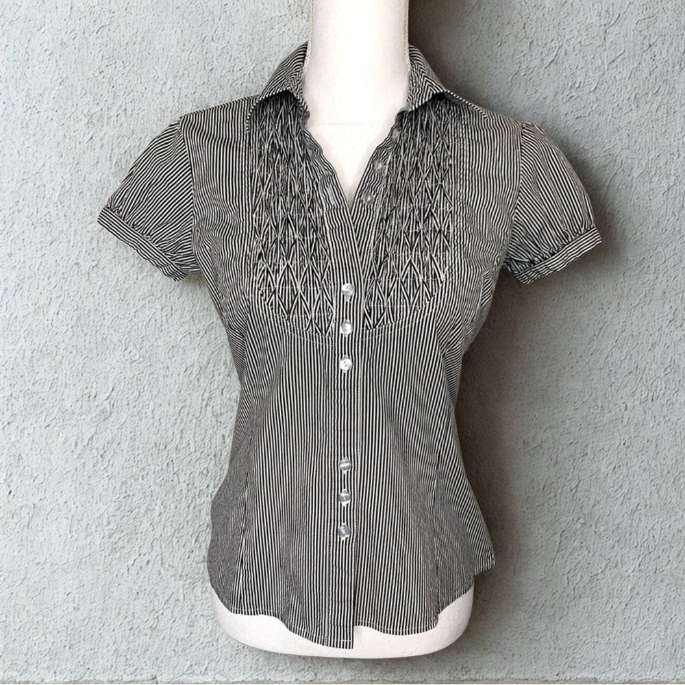 🎄🎄Andrew & Co Cap Sleeve Top Shirt Blk White Stripe Women Medium Cotton Blend